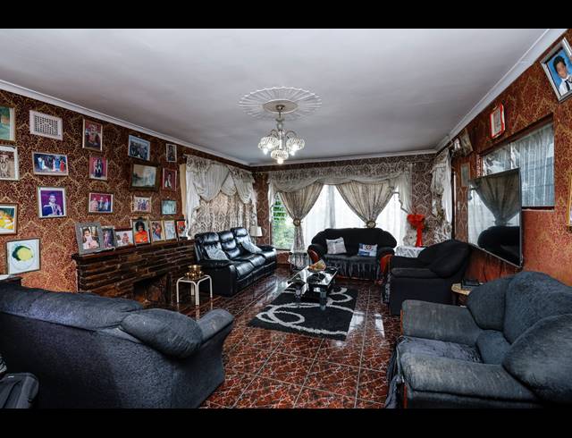 5 BEDROOM FREEHOLD FOR SALE IN PALMIET